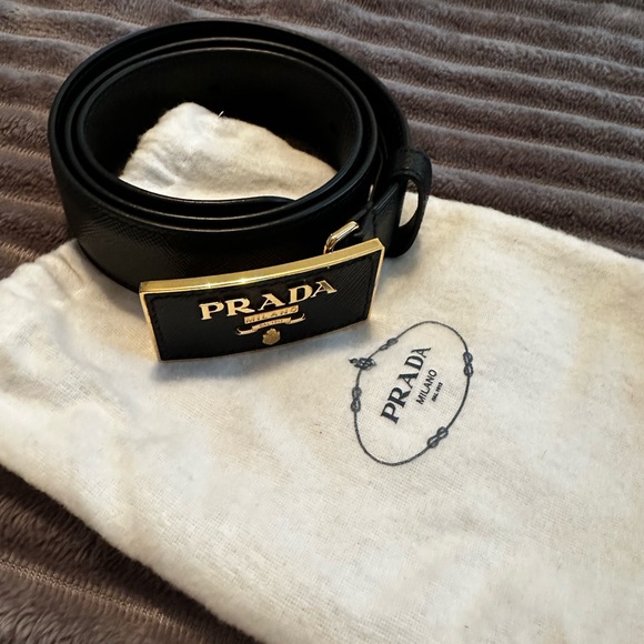 Prada Square Logo Plate Saffiano Leather Belt size 70 - Picture 1 of 8